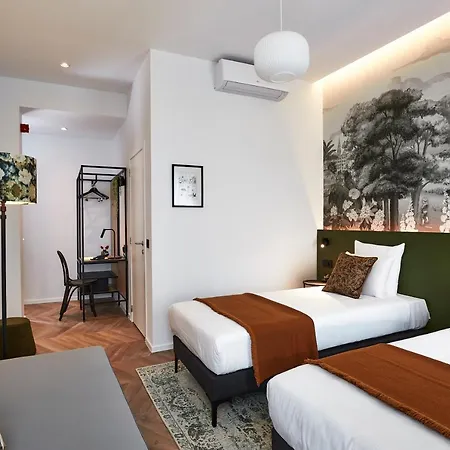Urban Yard Hotel