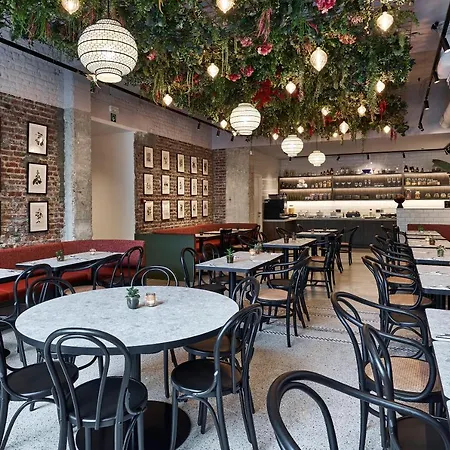 Urban Yard Hotel 3*