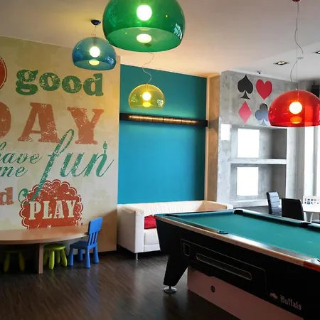 Hotel Urban Yard 3*