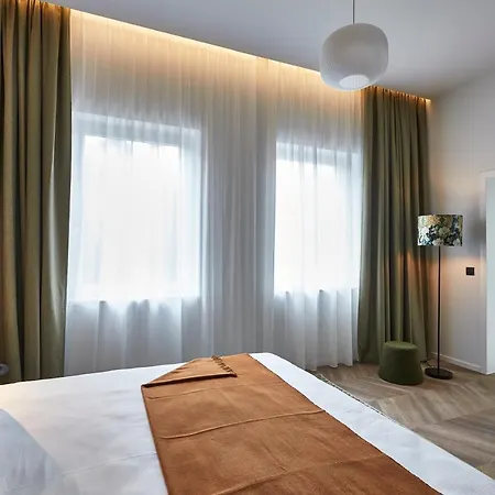 Hotel Urban Yard 3*